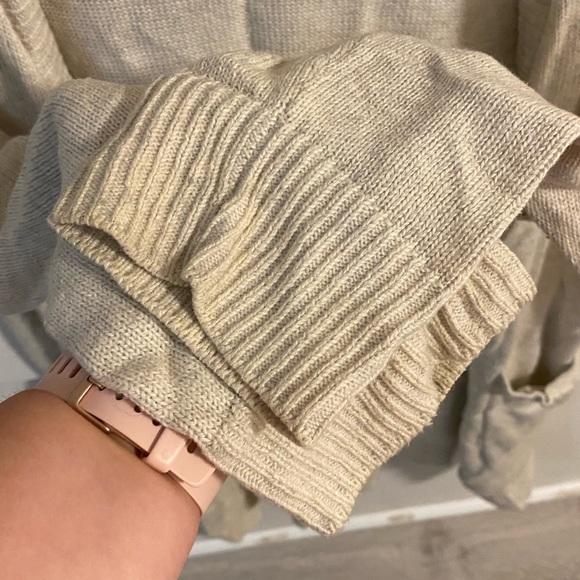 🎉5/$30 - Cream Roots long cardigan - flawed - Picture 3 of 4